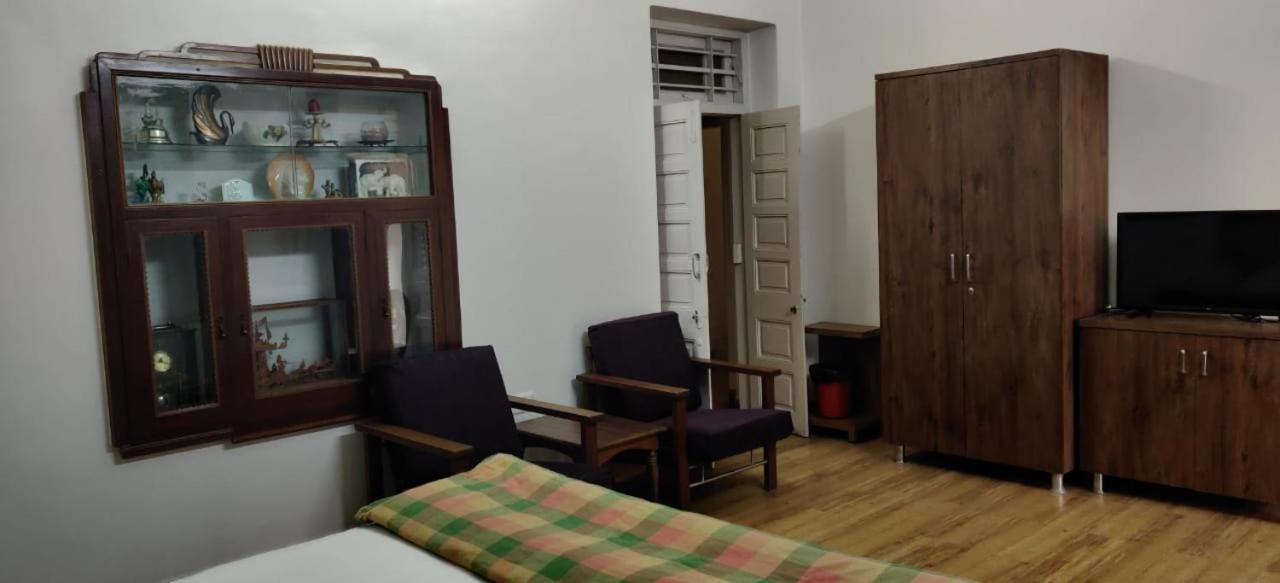 אחמדאבאד Srinekatan Heritage Villa Homestay מראה חיצוני תמונה