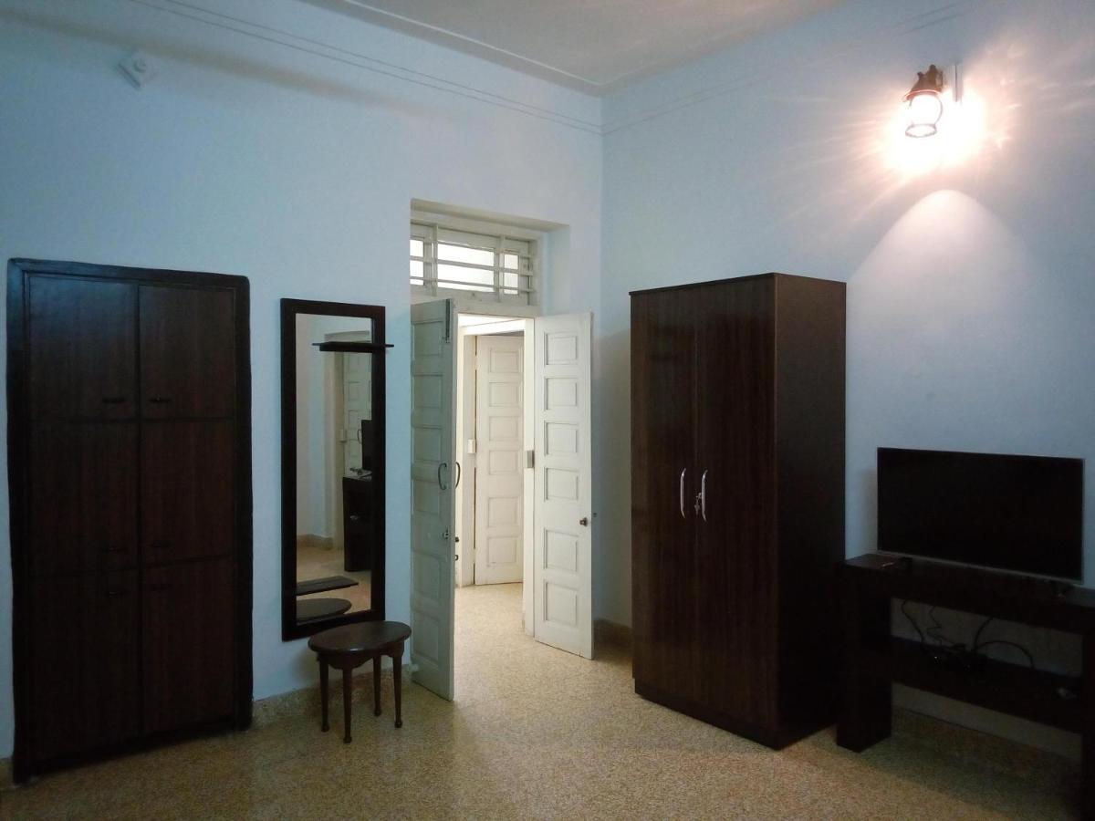 אחמדאבאד Srinekatan Heritage Villa Homestay מראה חיצוני תמונה