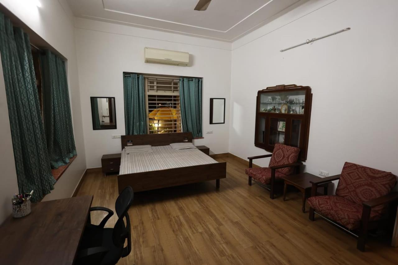 אחמדאבאד Srinekatan Heritage Villa Homestay מראה חיצוני תמונה